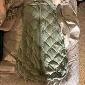 Dreamland baby weighted sleep sack in Light Green